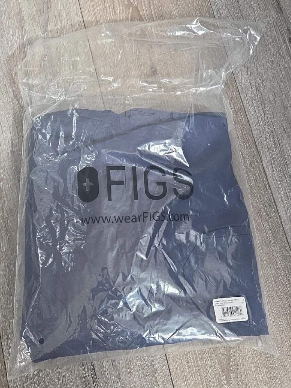 Figs cargo scrub